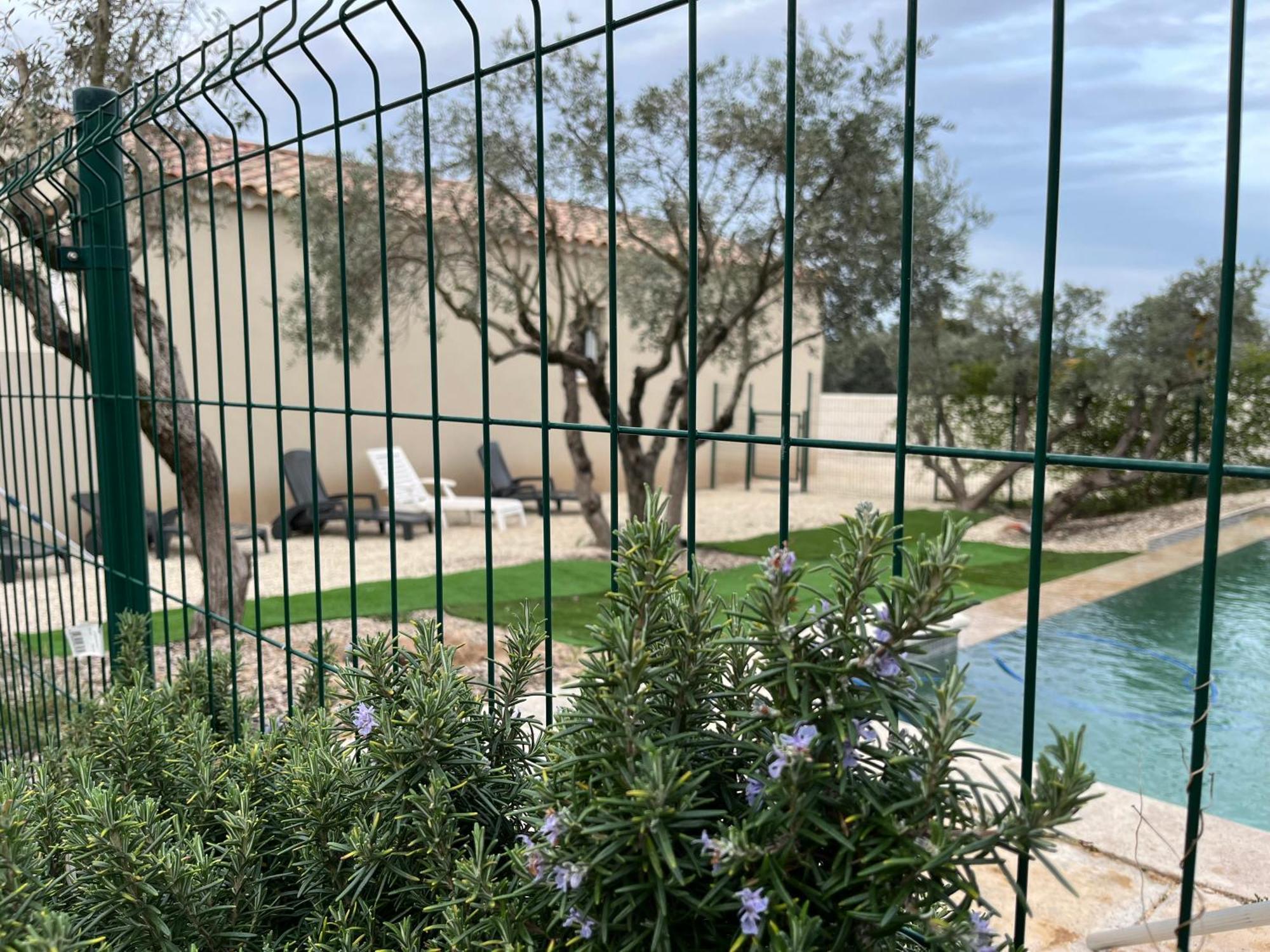 Chez Nous Mérindol Exterior foto