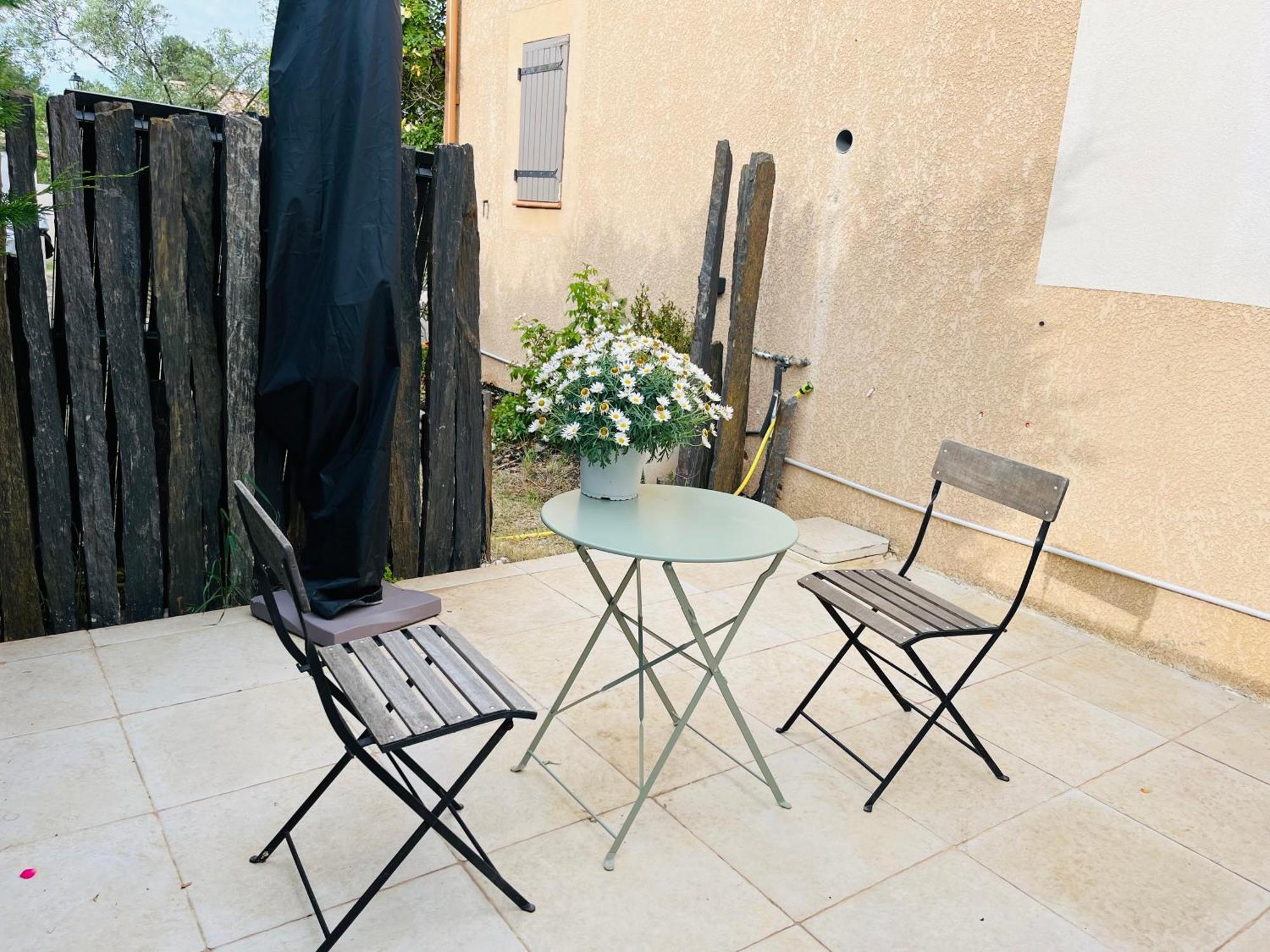 Chez Nous Mérindol Exterior foto